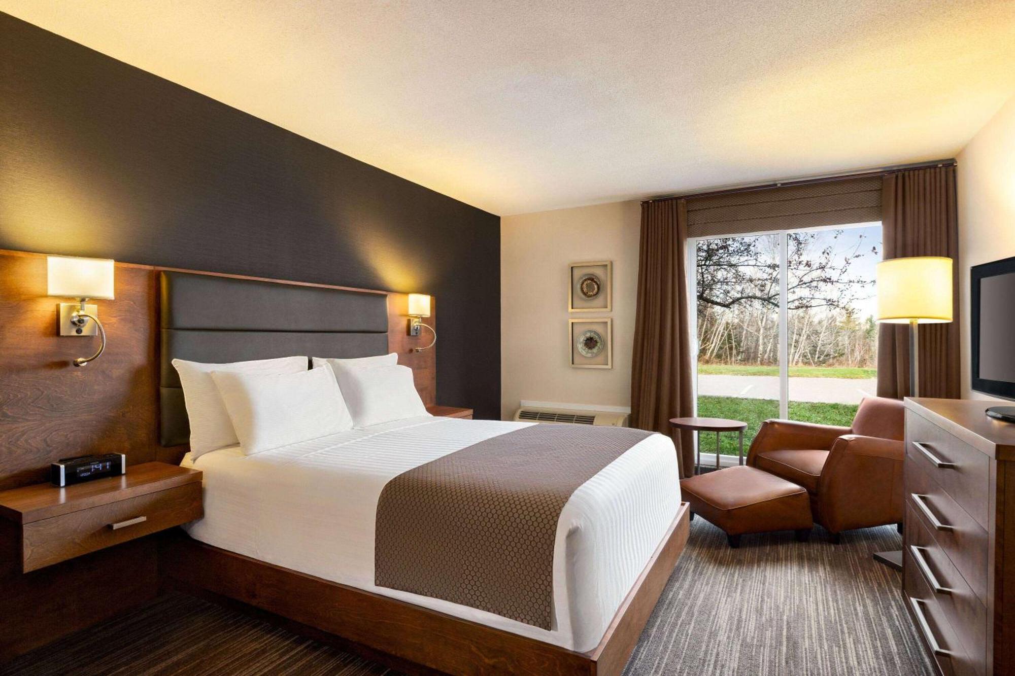 Atlantic Host Hotel, Trademark Collection By Wyndham Bathurst Esterno foto